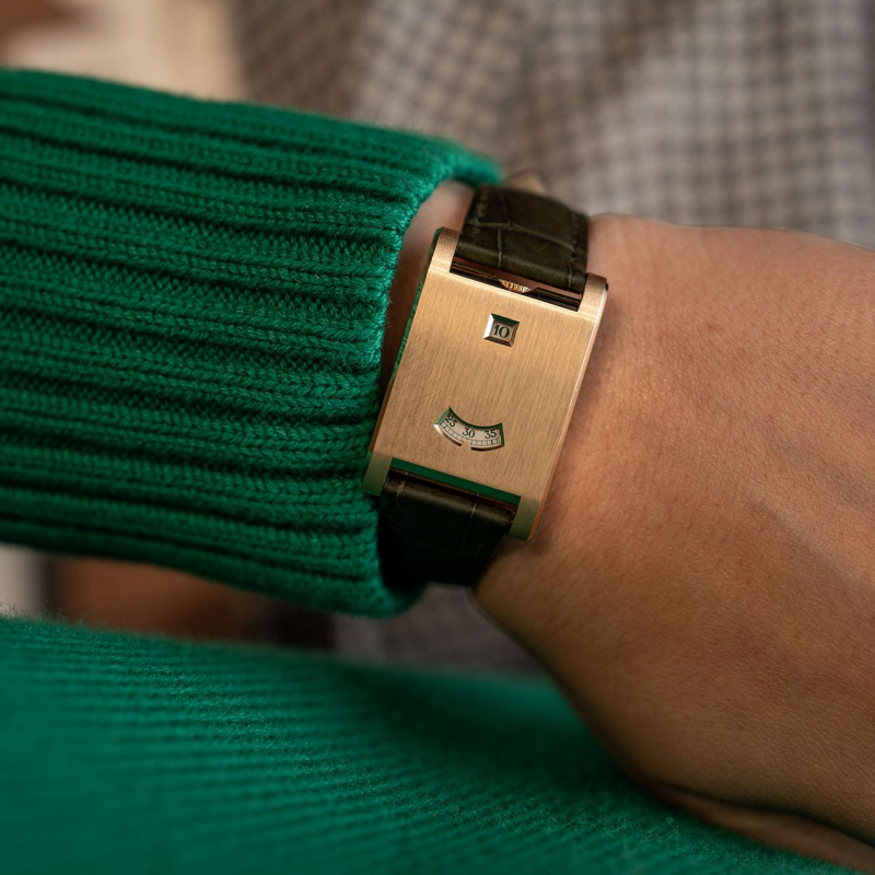 Luxury Watch Trends 2025 - Square brand genuine watch men's retro